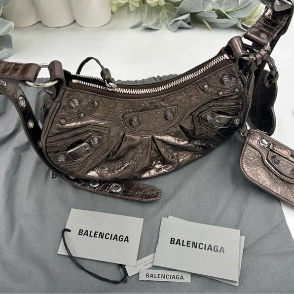 Women’s Balenciaga LE CAGOLE XS metallic leather shoulder bag - Picture 16 of 16